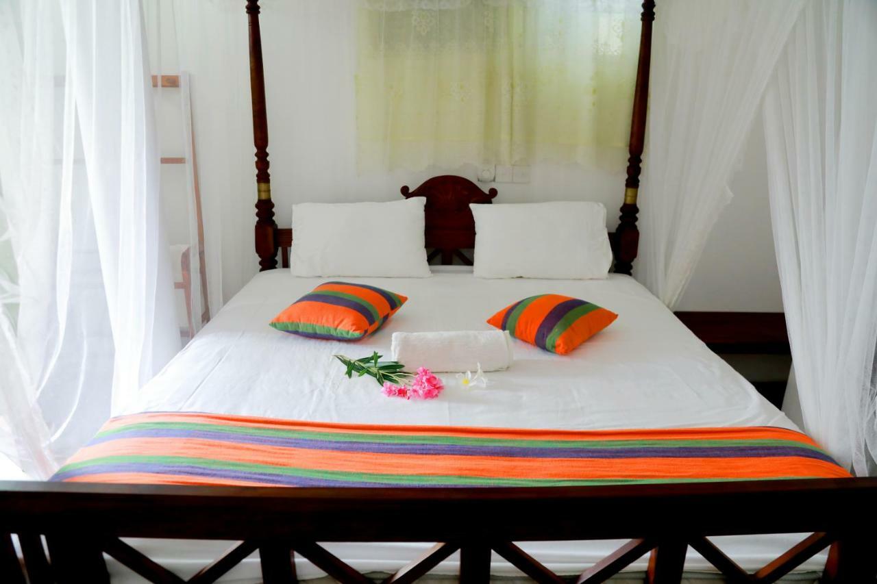 Hotel Nisala Guest à Galle Extérieur photo