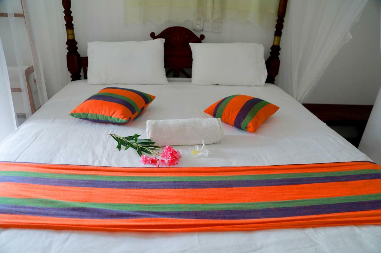 Hotel Nisala Guest à Galle Extérieur photo