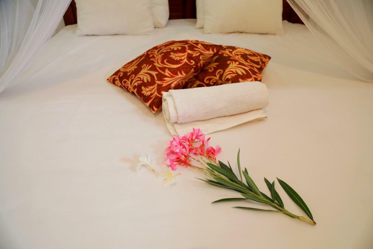 Hotel Nisala Guest à Galle Extérieur photo